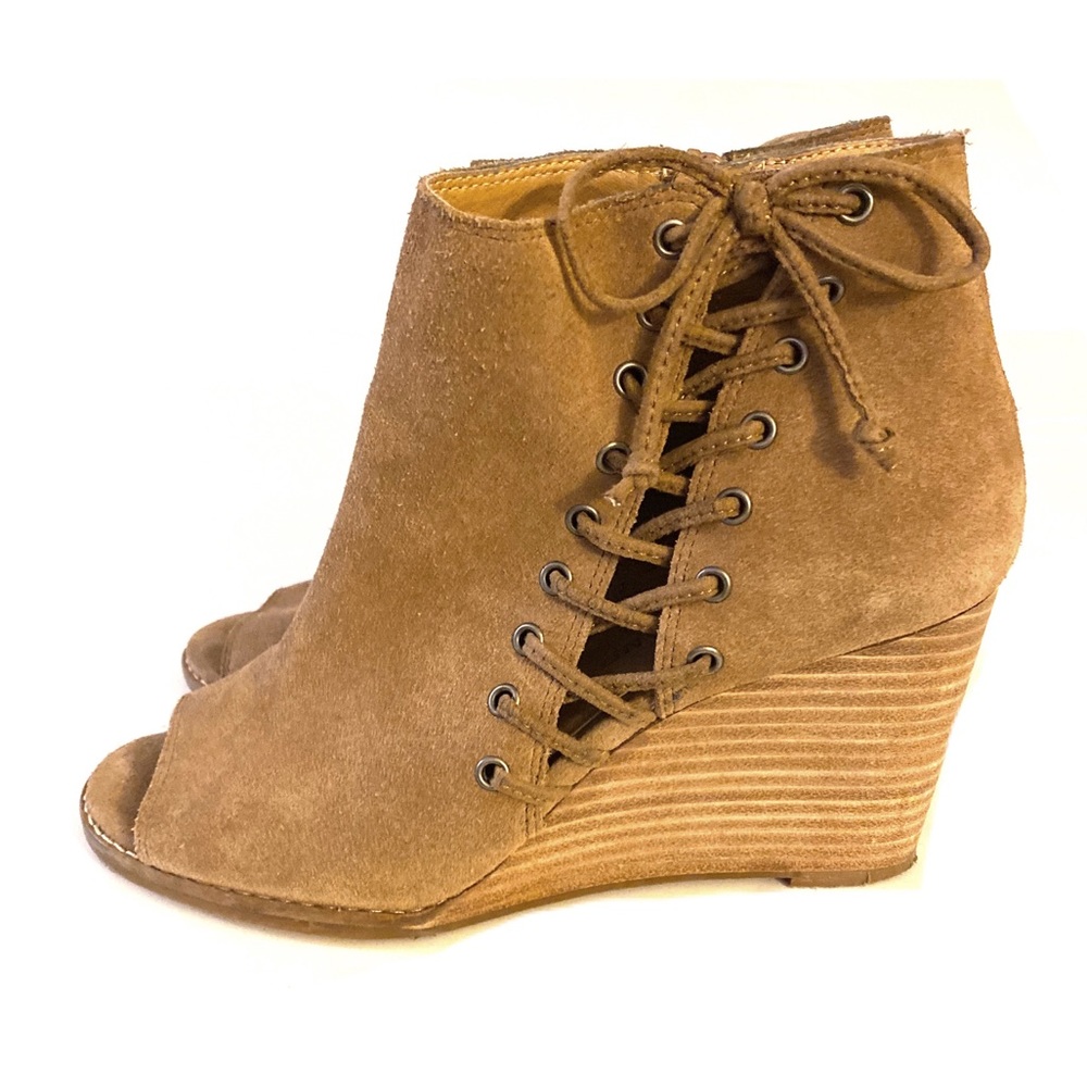Lucky Brand LP Jaevin Wedge Open Toe Suede Bootie